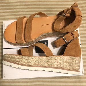 Dolce vita platform sandal